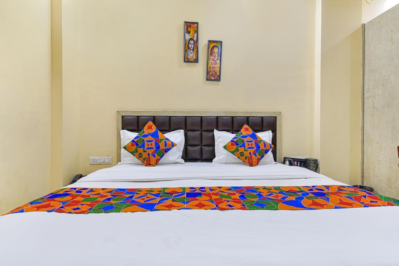 OYO 79424 Hotel Jaipur Paradise Bagian luar foto