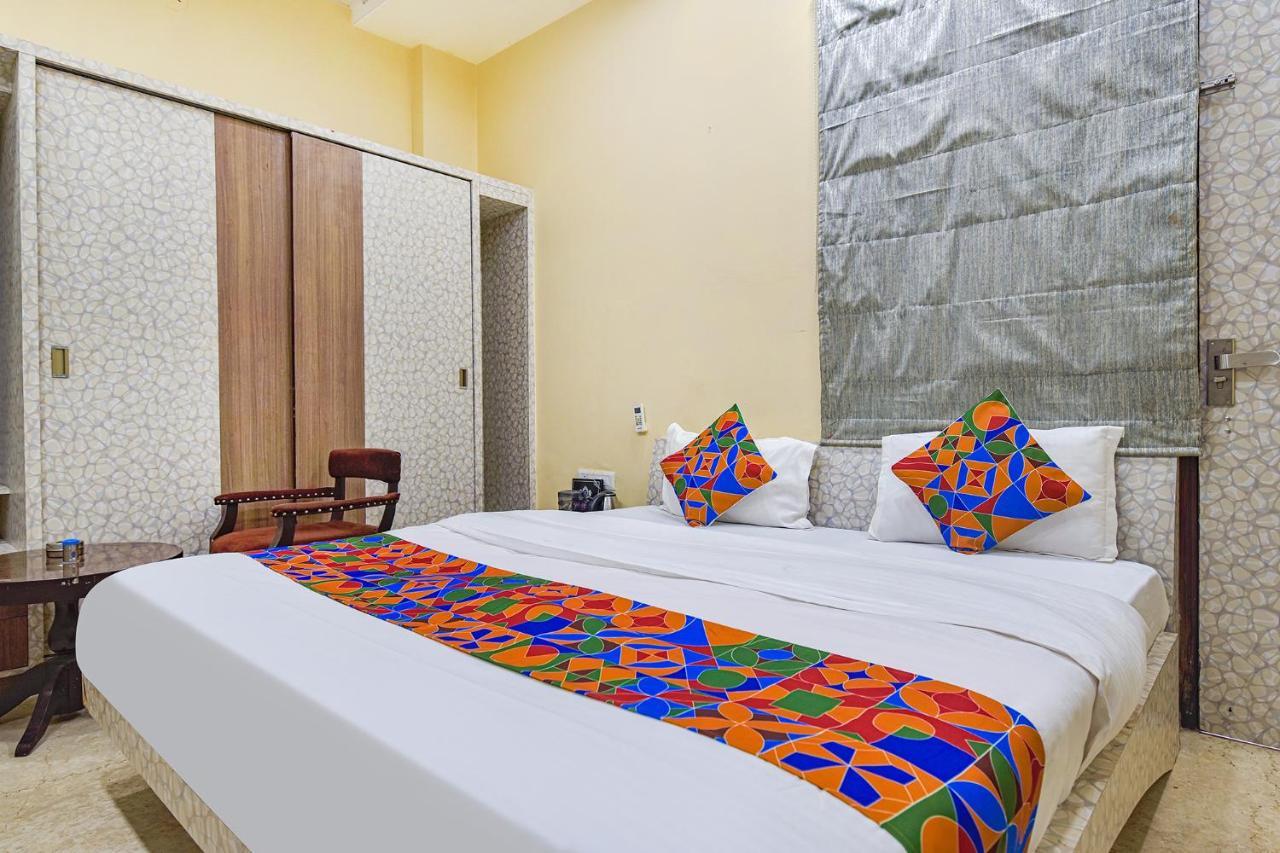 OYO 79424 Hotel Jaipur Paradise Bagian luar foto
