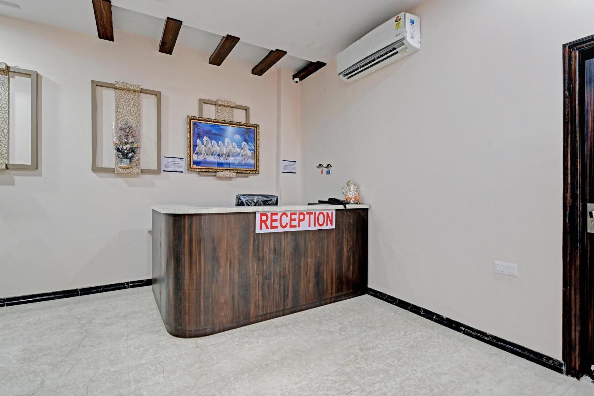 OYO 79424 Hotel Jaipur Paradise Bagian luar foto