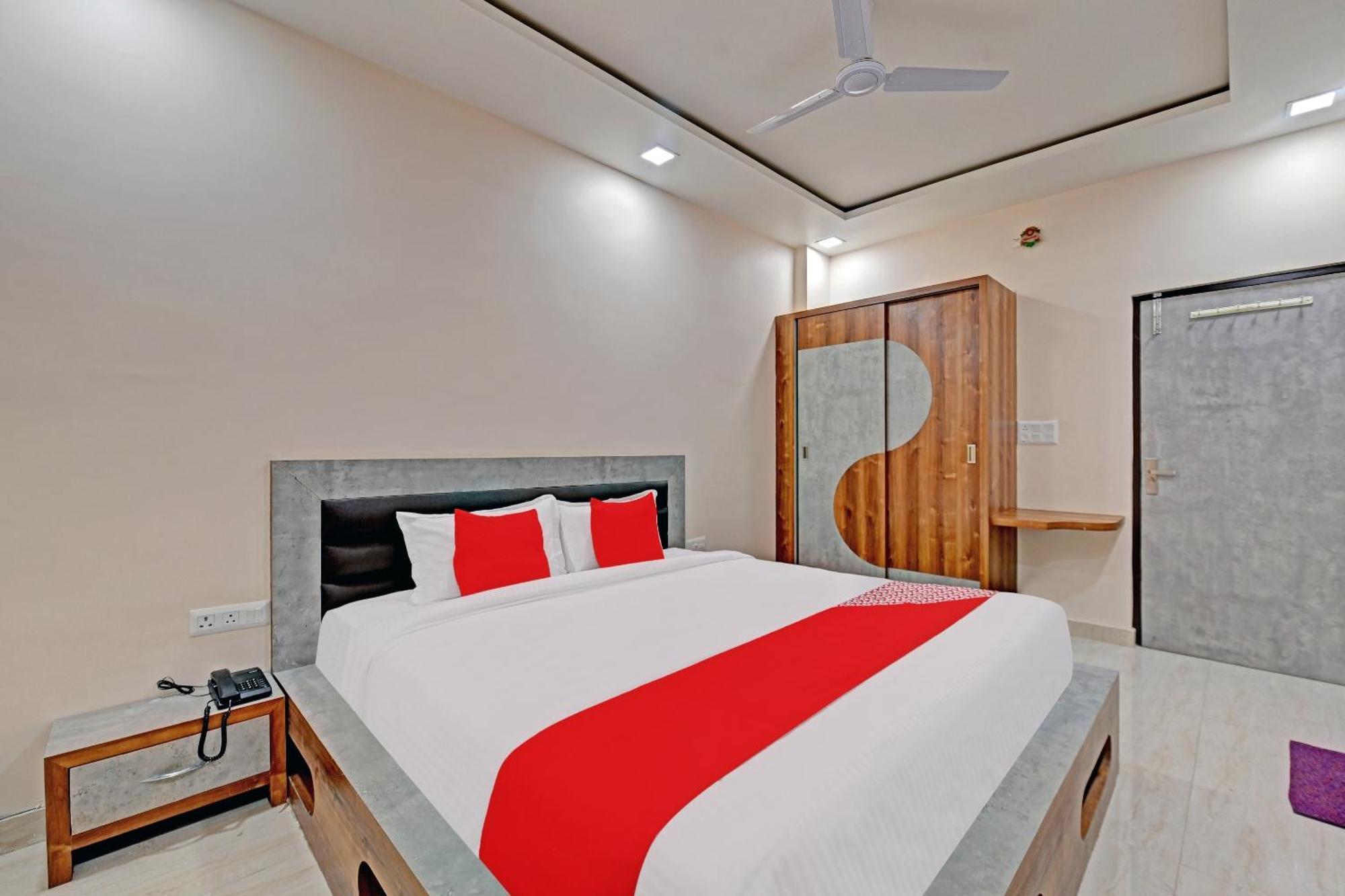 OYO 79424 Hotel Jaipur Paradise Bagian luar foto